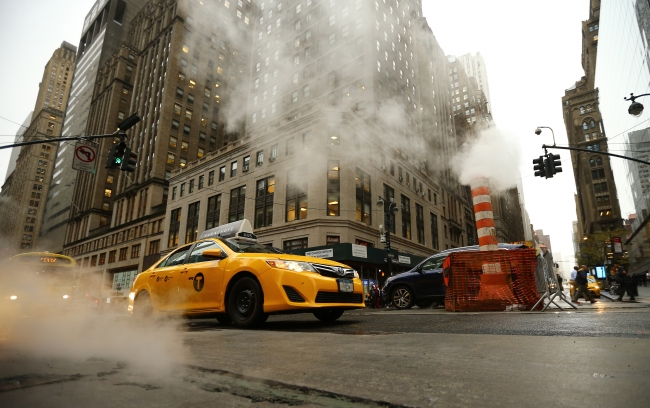 New York'ta mazgallardan yükselen dumanların gizemi